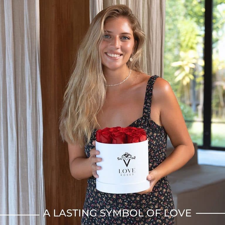 VLove® Forever Preserved Roses in a Box VLove® Forever Preserved Roses in a Box