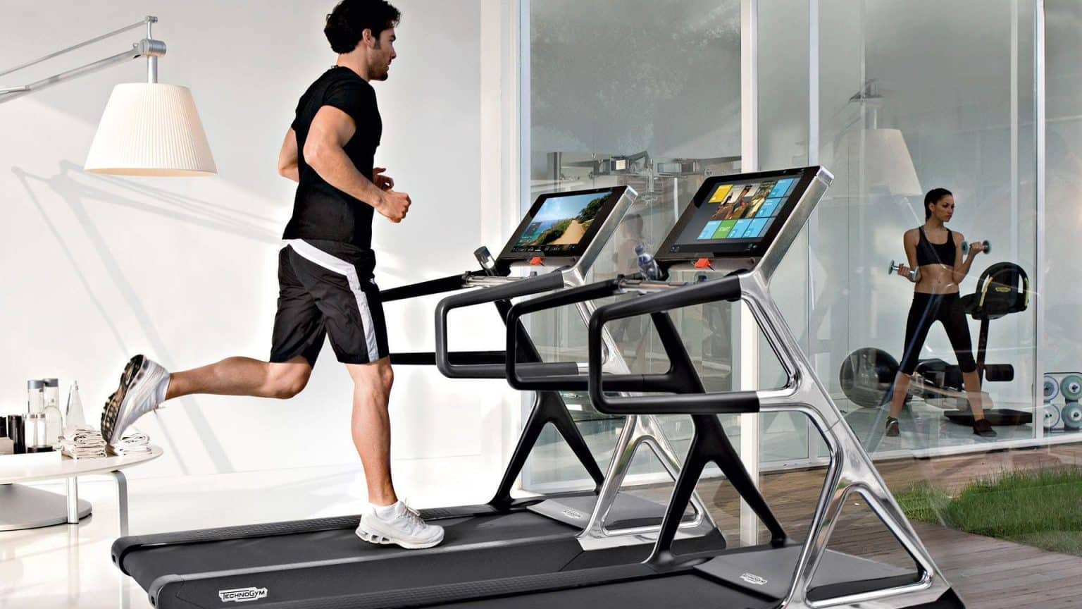 Folding Treadmills vs Non-Folding Treadmills: Which is Right for You? Folding Treadmills vs Non-Folding Treadmills: Which is Right for You?